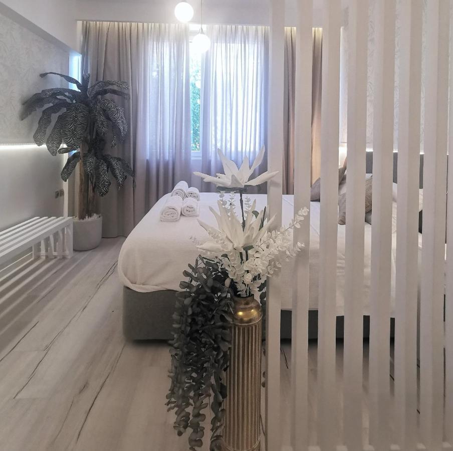 Ferienwohnung Lindy V Athen Exterior foto
